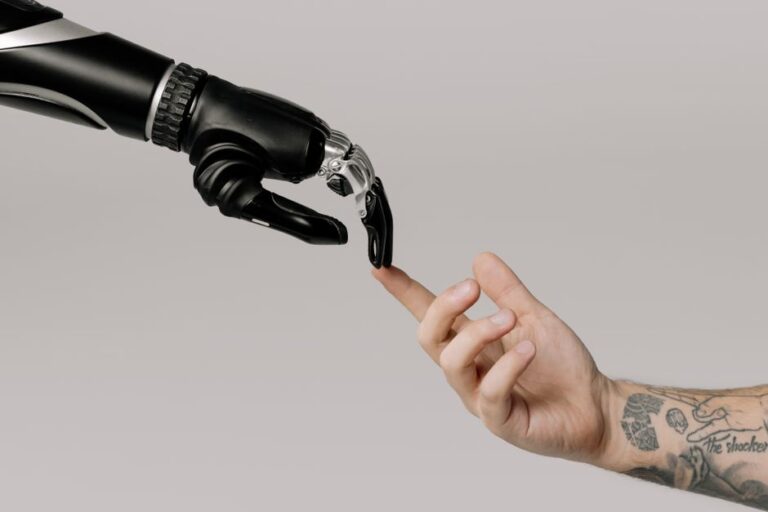 Crafting Intelligent Interfaces: The Synergy of Artificial Intelligence and Human-Centered Design