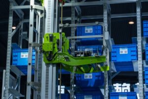 Solving the Integration Conundrum: How to Seamlessly Unite Your Existing Tools with AI-Powered Automation Systems for Enhanced Efficiency